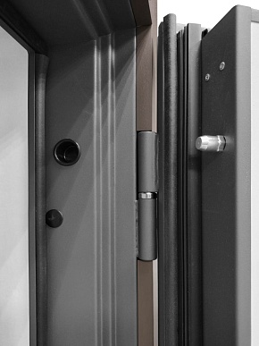 Дверь входная Плаза-177/Панель экошпон Версаль-2, металл 1.5 мм, 2 замка KALE, коричнево-серый/дуб песочный